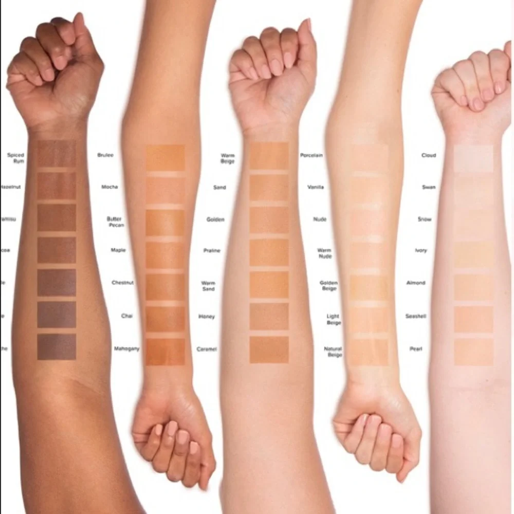 Too Faced “Born This Way” Foundation - Snow